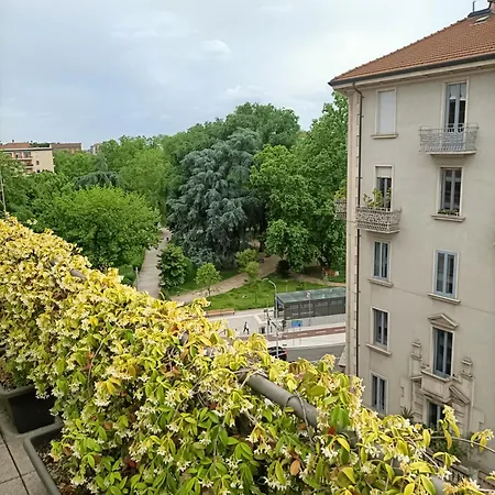 Likehome - Via Coni Zugna Casa de Férias Milão