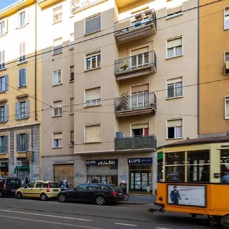 Likehome - Via Coni Zugna Casa de Férias Milão