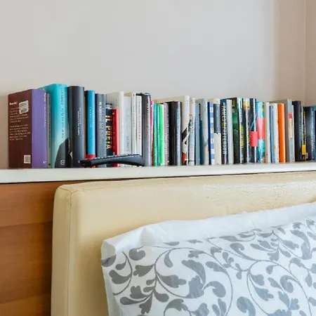 Likehome - Via Coni Zugna Milão